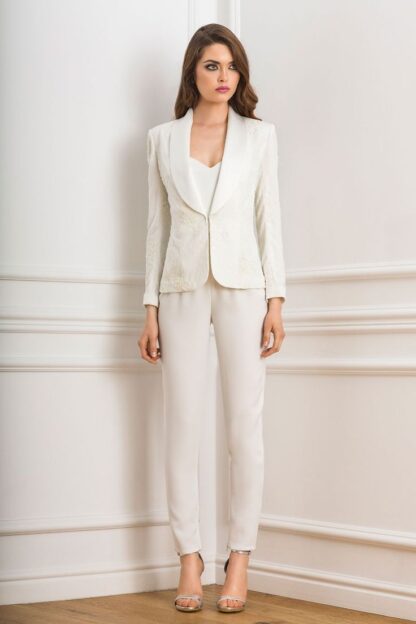 Strength suit in wedding - Image 2